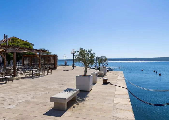 Ivan-2 By Interhome Daire