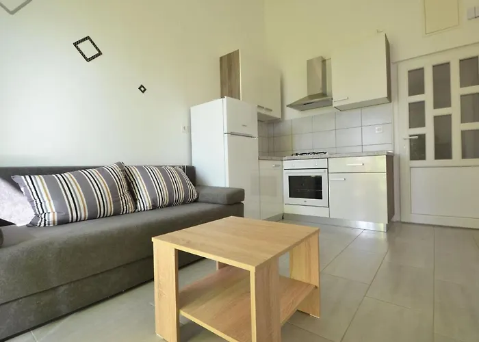 Ivan-2 By Interhome * Maslenica